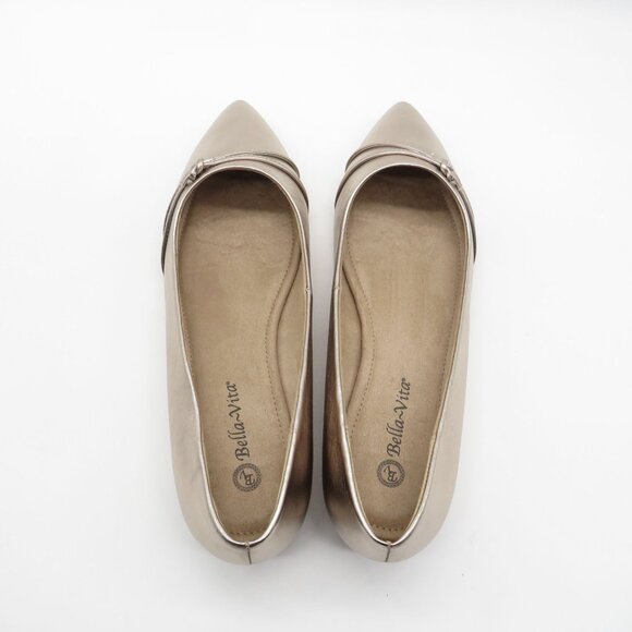 Bella Vita Women's Metallic Pointed Toe Flats With Strappy Detail Size 12 NEW - Picture 5 of 6